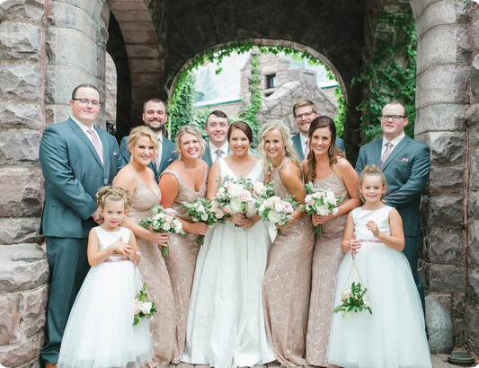 Garden-Style Wedding Florals at The Van Dusen Mansion in Minneapolis