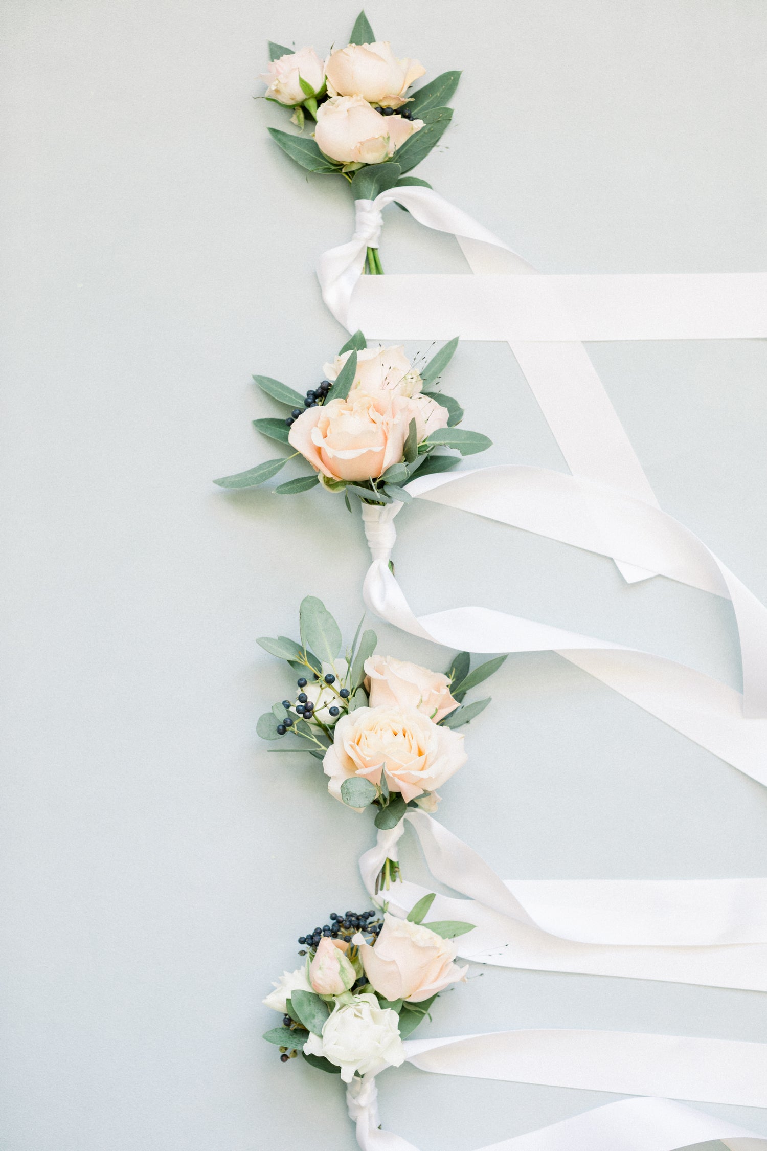 Luxury florist. Custom wrist corsages for homecoming, prom, and weddings.  Edina, Southwest Minneapolis, Hopkins, St. Louis Park, Richfield, Bloomington, Eden Prairie, Golden Valley, Plymouth, Wayzata, Minnetonka.